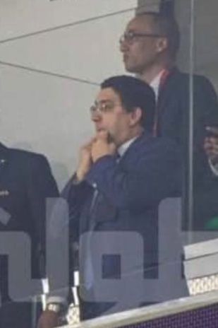 Mondial 2022 / Lu sur Twitter / l'image du jour : Nasser Bourita, ministre des Affaires étrangères, qui siffle pendant les possessions de balle du Canada’ Mondial 2022 / Lu sur Twitter / l'image du jour : Nasser Bourita, ministre des Affaires étrangères, qui siffle pendant les possessions de balle du Canada’