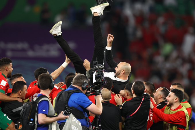 Mondial 2022 : Regragui premier sélectionneur africain quart-finaliste d’un Mondial Mondial 2022 : Regragui premier sélectionneur africain quart-finaliste d’un Mondial