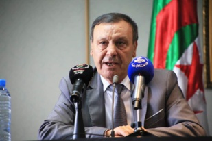 Mondial 2022 / Algérie : Le DG du groupe audiovisuel public algérien démis de ses fonctions à cause des Lions de l’Atlas ! Mondial 2022 / Algérie : Le DG du groupe audiovisuel public algérien démis de ses fonctions à cause des Lions de l’Atlas !