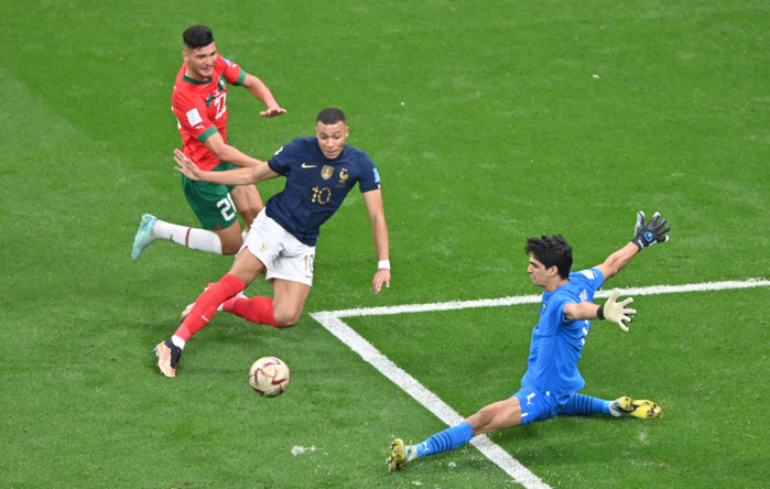 Ph: Chidmi Ph: Chidmi