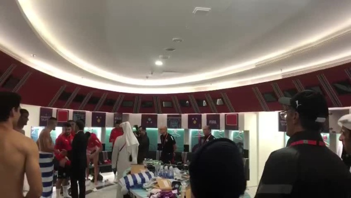 Qatar 2022 : Emmanuel Macron descend aux vestiaires des Lions de l’Atlas