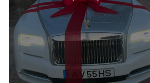 Fête de Noël : Géorgina Rodriguez offre une Rolls-Royce décapotable pour remonter le moral à son Ronaldo! Fête de Noël : Géorgina Rodriguez offre une Rolls-Royce décapotable pour remonter le moral à son Ronaldo!