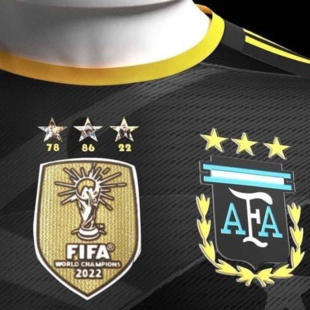 Maillot argentin : Aussitôt mis en vente en ligne, aussitôt le stock épuisé