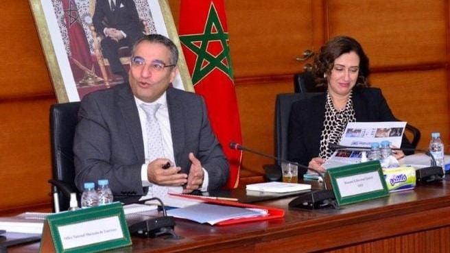 Fatim-Zahra Ammor, ministre du Tourisme, de l'Artisanat et de l'Economie Sociale et Solidaire et Imad Barrakad, DG de la SMIT.