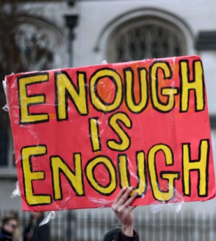 Royaume-Uni : Une crise économique et sociale aggravée par le Brexit Royaume-Uni : Une crise économique et sociale aggravée par le Brexit