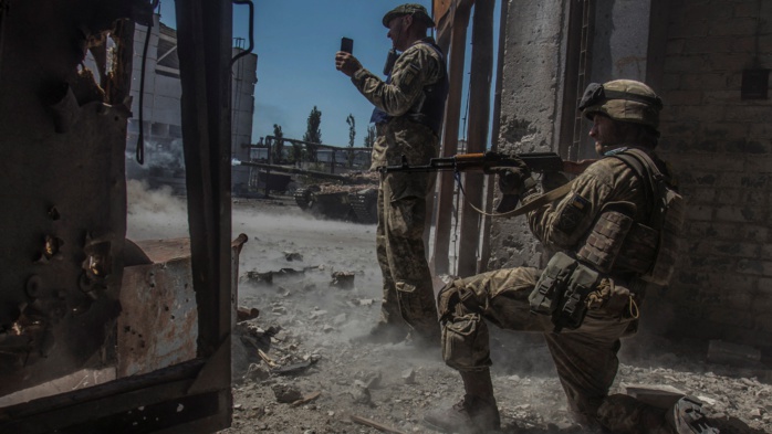 Guerre en Ukraine : Un arsenal US stocké en Israël envoyé à l'Ukraine