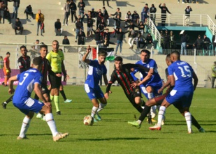 Botola Pro D1 / AS FAR vs IRT (4-0) : Les Militaires champions de la mi-saison grâce à une meilleure différence de buts! Botola Pro D1 / AS FAR vs IRT (4-0) : Les Militaires champions de la mi-saison grâce à une meilleure différence de buts!