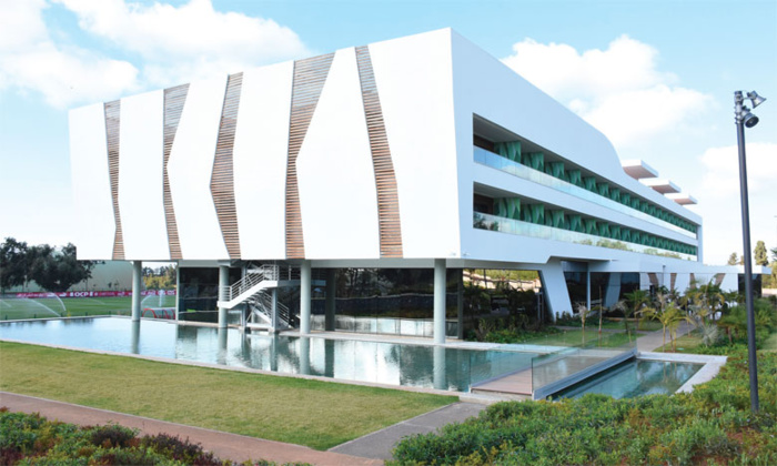 Média : Le Complexe sportif Mohammed VI, "un bijou à la pointe de la modernité " Média : Le Complexe sportif Mohammed VI, "un bijou à la pointe de la modernité "