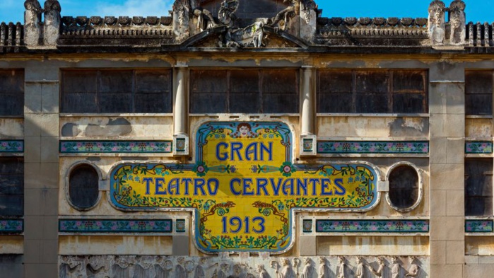 L'Espagne restitut le "GranTeatroCervantes" de Tanger au Maroc L'Espagne restitut le "GranTeatroCervantes" de Tanger au Maroc
