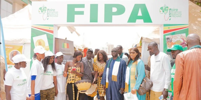L’union sacrée entre le Burkina Faso, le Mali et la Guinée : Un triumvirat pour l’émergence d’une nouvelle Afrique L’union sacrée entre le Burkina Faso, le Mali et la Guinée : Un triumvirat pour l’émergence d’une nouvelle Afrique