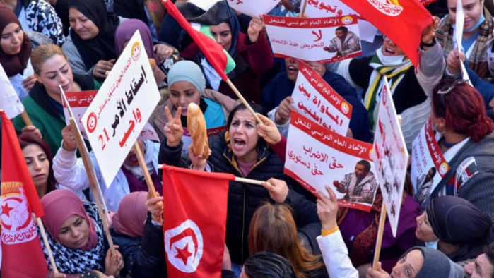 Tunisie : Expulsion de le SG de la Confédération européenne des syndicats Tunisie : Expulsion de le SG de la Confédération européenne des syndicats