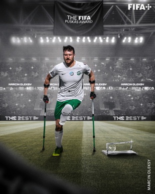 Prix Puskás : Oleksy, le premier footballeur amputé primé par la FIFA Prix Puskás : Oleksy, le premier footballeur amputé primé par la FIFA