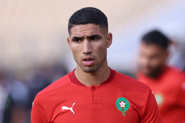 Affaire Hakimi : Le joueur du PSG victime d'une tentative de racket, selon son avocate Affaire Hakimi : Le joueur du PSG victime d'une tentative de racket, selon son avocate