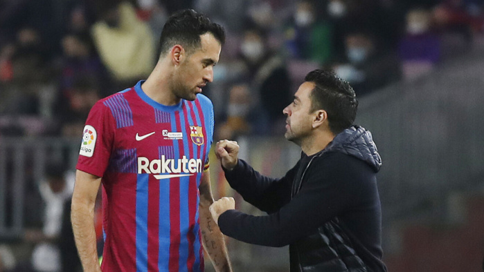 Football : Le président de Barcelone désire que Xavi et Busquets prolongent