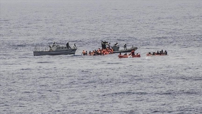 Migration : Plus de 1.300 migrants secourus en Italie