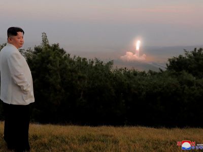 Deux Corées : Manœuvres au Sud, tir de missiles au Nord
