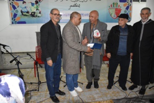 Dirigeants et journalistes sportif honorés à Larache Dirigeants et journalistes sportif honorés à Larache