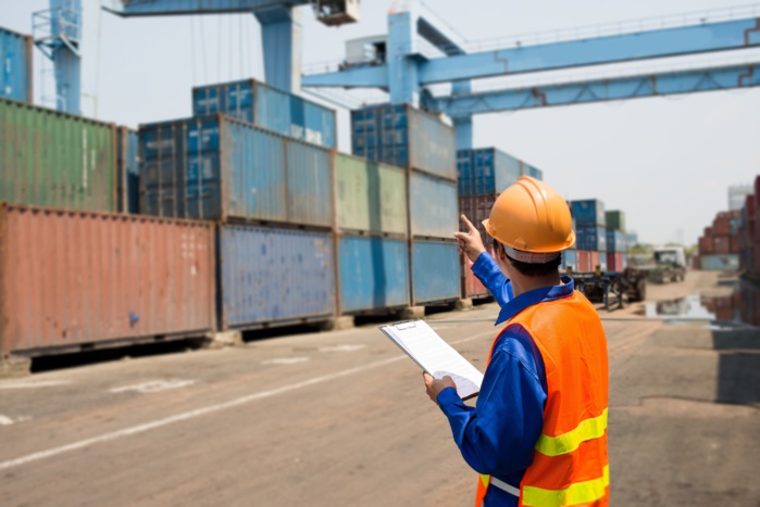 ANP: Les travailleurs des ports décrètent une grève nationale
