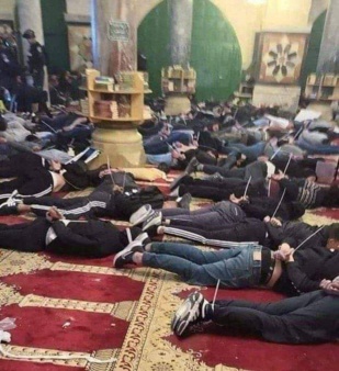 Palestine : Israël essuie des critiques après des heurts dans la mosquée Al-Aqsa Palestine : Israël essuie des critiques après des heurts dans la mosquée Al-Aqsa