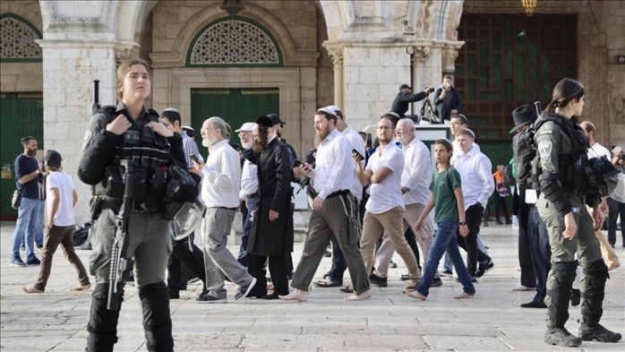 Palestine : Des dizaines de colons envahissent l'Esplanade des Mosquées à al-Aqsa