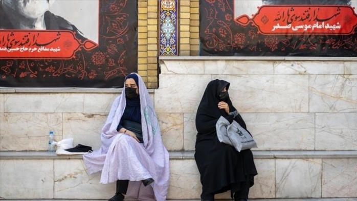Iran : Des caméras pour repérer les femmes non voilées dans les lieux publics Iran : Des caméras pour repérer les femmes non voilées dans les lieux publics