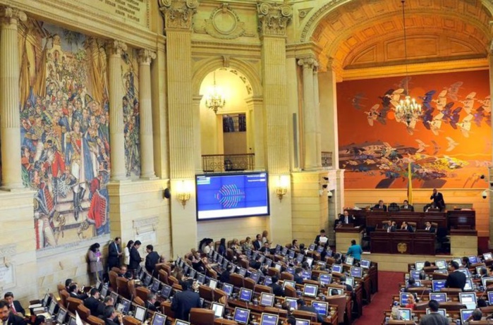 Colombie : les sénateurs fustigent la participation d’un membre du polisario à un séminaire au Sénat Colombie : les sénateurs fustigent la participation d’un membre du polisario à un séminaire au Sénat