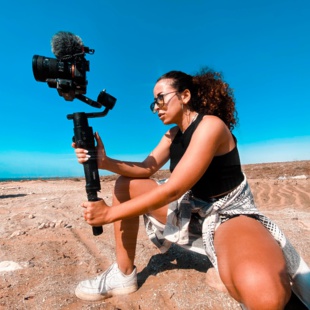 Interview avec la réalisatrice Meryem Ait Aghnia : « "Mazal Tefla", un film réquisitoire contre les mariages forcés de mineures » Interview avec la réalisatrice Meryem Ait Aghnia : « "Mazal Tefla", un film réquisitoire contre les mariages forcés de mineures »