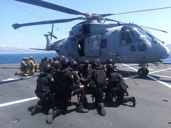 Exercice naval : La Marine royale manœuvre aux côtés de la marine italienne Exercice naval : La Marine royale manœuvre aux côtés de la marine italienne