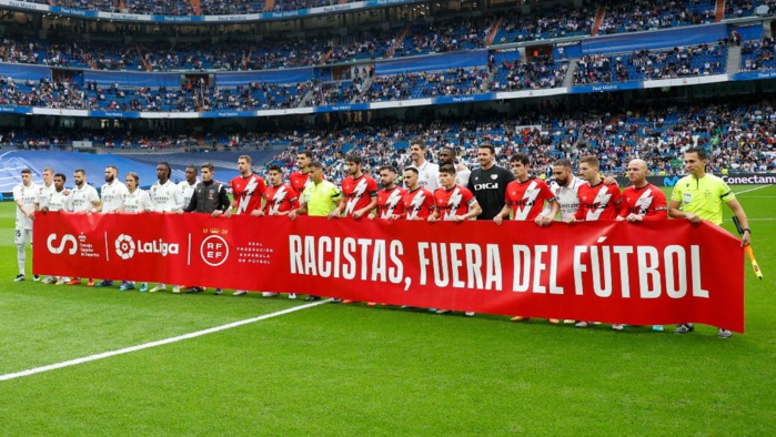 Liga / Racisme : Les gestes de soutien se multiplient ! Liga / Racisme : Les gestes de soutien se multiplient !