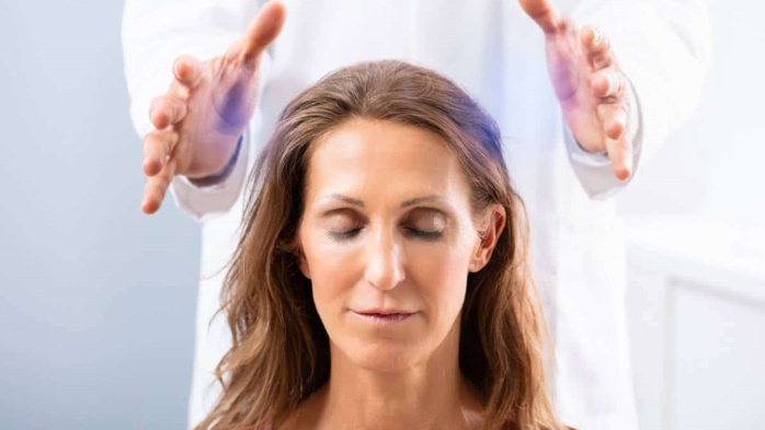 Maigrir avec l’hypnose : nouvelle tendance ou méthode efficace ?