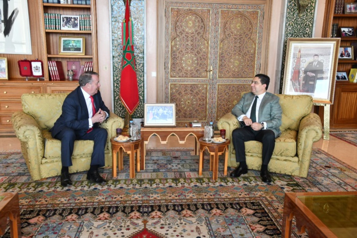 Sahara : Le député britannique Liam Fox soutient le plan d'autonomie Sahara : Le député britannique Liam Fox soutient le plan d'autonomie