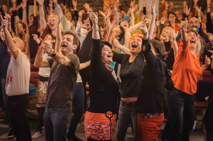 Yoga de rire : Pour plus de santé et de bien-être Yoga de rire : Pour plus de santé et de bien-être