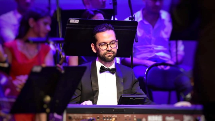 Interview avec Amine Boudchar, Compositeur et Chef d’orchestre derrière « La Chorale, c’est vous » « Financer et organiser un concert au Maroc n’est pas toujours facile » Interview avec Amine Boudchar, Compositeur et Chef d’orchestre derrière « La Chorale, c’est vous » « Financer et organiser un concert au Maroc n’est pas toujours facile »