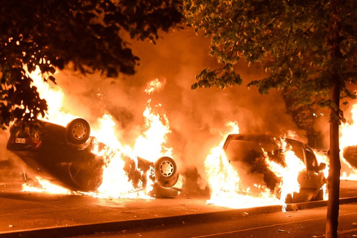 Emeutes en France : 45.000 policiers et gendarmes mobilisés (Darmanin)