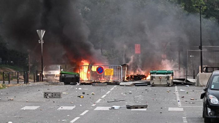 Emeutes en France :  719 personnes interpellées dans la nuit de samedi à dimanche