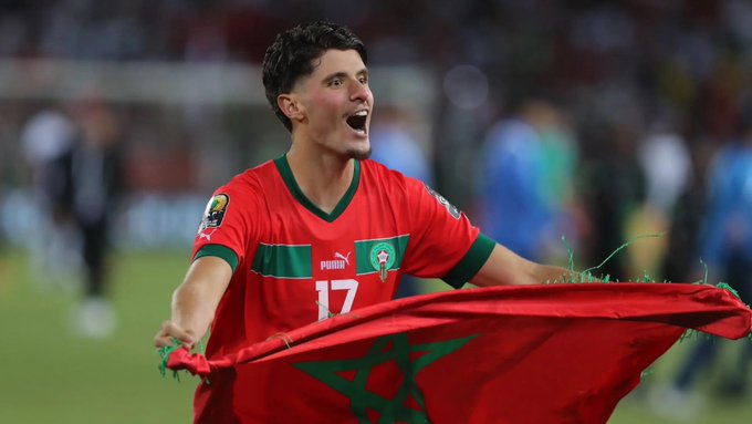 Footballeurs marocains de l’étranger : Oussama El Azzouzi rejoint la Série A Footballeurs marocains de l’étranger : Oussama El Azzouzi rejoint la Série A