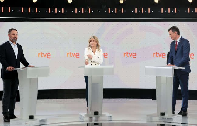 Législatives espagnoles : La droite favorite, l'extrême-droite en expectative Législatives espagnoles : La droite favorite, l'extrême-droite en expectative