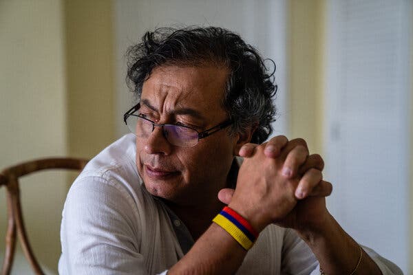 Le fils du président colombien arrêté pour blanchiment d'argent