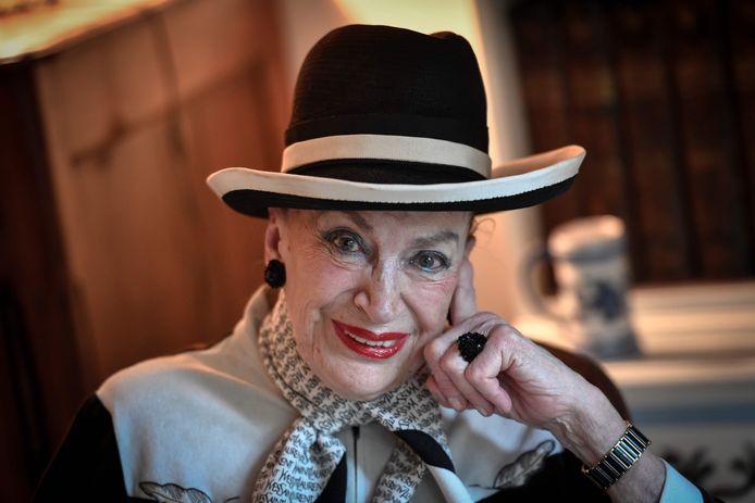 "Miss des miss", Geneviève de Fontenay s'est éteinte à 90 ans "Miss des miss", Geneviève de Fontenay s'est éteinte à 90 ans