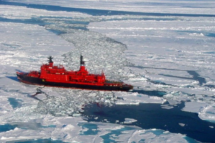 Moscou fait le pari qu’avec le réchauffement climatique, ce passage deviendra plus attractif. Moscou fait le pari qu’avec le réchauffement climatique, ce passage deviendra plus attractif.