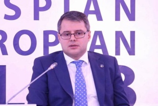 Son Excellence, Dr Nazim Samadov, ambassadeur de la République d’Azerbaïdjan au Royaume du Maroc.