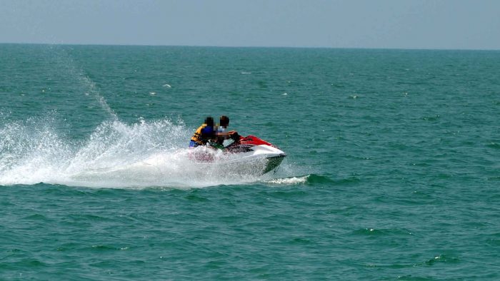 Incident au large de la baie de Saïdia: deux Franco-Marocains auraient été tués par des balles algériennes Incident au large de la baie de Saïdia: deux Franco-Marocains auraient été tués par des balles algériennes