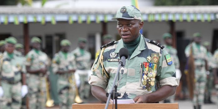 Gabon : le général Oligui promet des institutions "plus démocratiques" mais sans "précipitation" Gabon : le général Oligui promet des institutions "plus démocratiques" mais sans "précipitation"