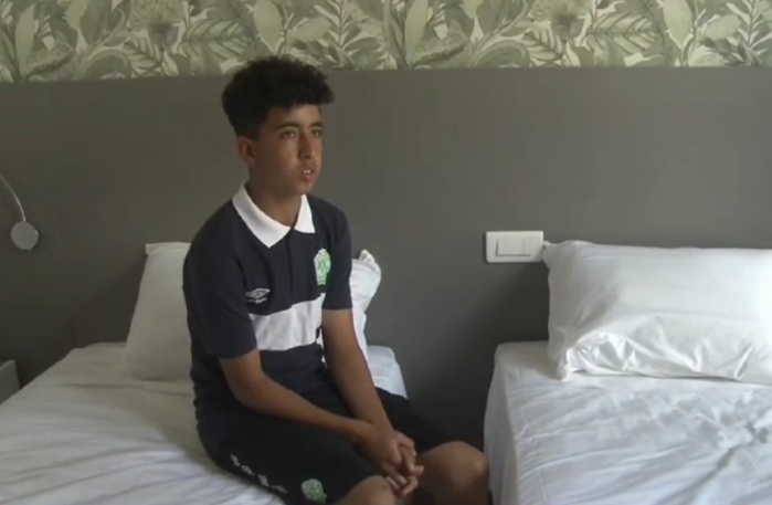 L'enfant Yassine qui a été parrainé par le Raja L'enfant Yassine qui a été parrainé par le Raja