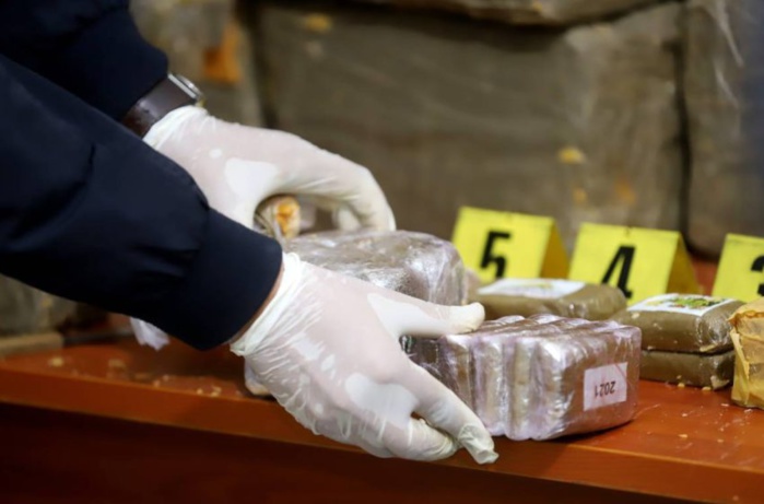 Larache : Mise en échec d'une tentative de trafic de plus de 3 tonnes de chira Larache : Mise en échec d'une tentative de trafic de plus de 3 tonnes de chira