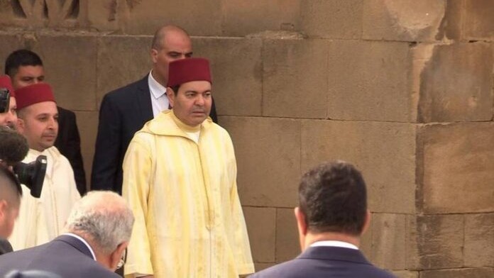 Funérailles de feue Aïcha El Khattabi en présence de S.A.R. le Prince Moulay Rachid Funérailles de feue Aïcha El Khattabi en présence de S.A.R. le Prince Moulay Rachid