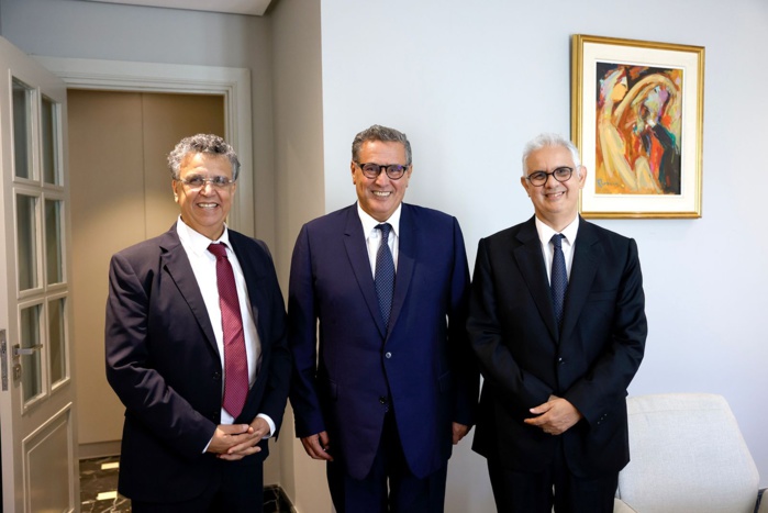 Les leaders des trois partis de la majorité. Les leaders des trois partis de la majorité.