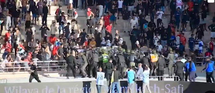 Football: Le KACM sanctionné de 6 rencontres sans supporters et une amende de 50.000 dh! Football: Le KACM sanctionné de 6 rencontres sans supporters et une amende de 50.000 dh!