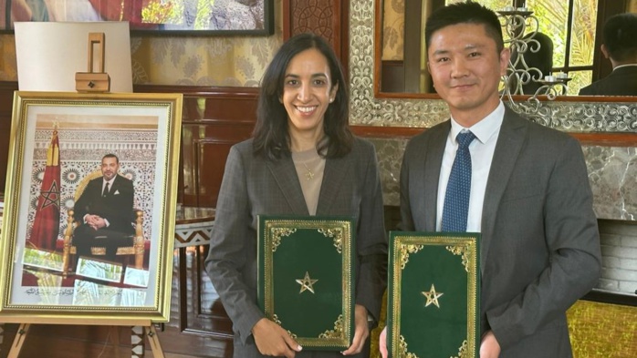 Inclusion numérique et énergies renouvelables : Deux accords scellés entre le Conseil Régional de Guelmim-Oued Noun et Huawei Maroc Inclusion numérique et énergies renouvelables : Deux accords scellés entre le Conseil Régional de Guelmim-Oued Noun et Huawei Maroc