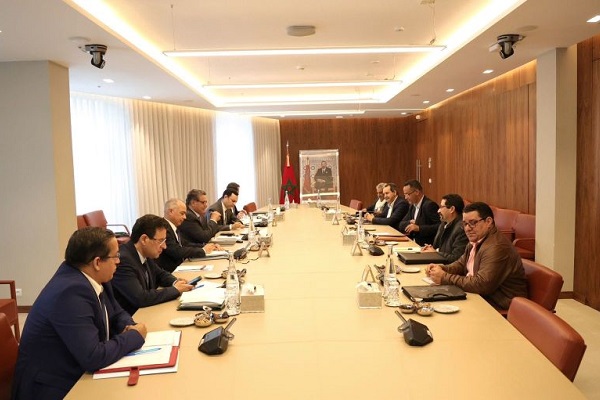 Statut unifié : Aziz Akhannouch tente une médiation entre les syndicats et Benmoussa et promet des améliorations Statut unifié : Aziz Akhannouch tente une médiation entre les syndicats et Benmoussa et promet des améliorations